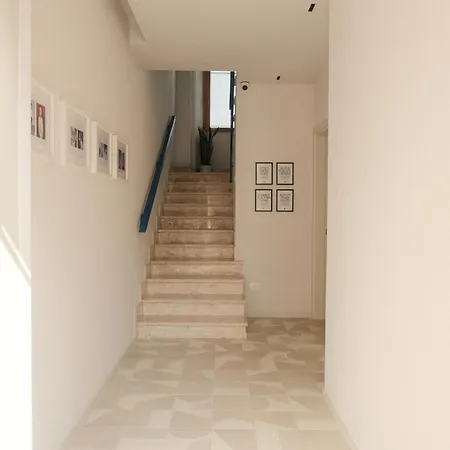 Famiglia Scirocco Gæstehus Offida